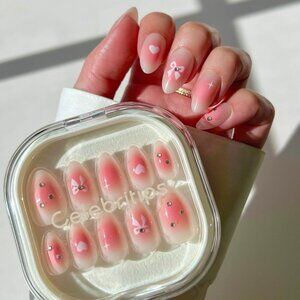 ☕ Celebritips Coffee Date Short Almond Shaped Press-On Nails